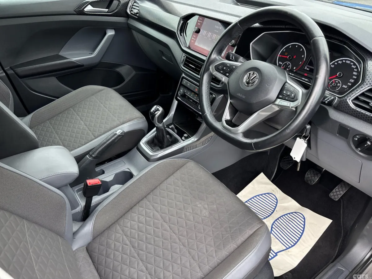 Volkswagen T-Cross Estate, Petrol, 2019, Grey