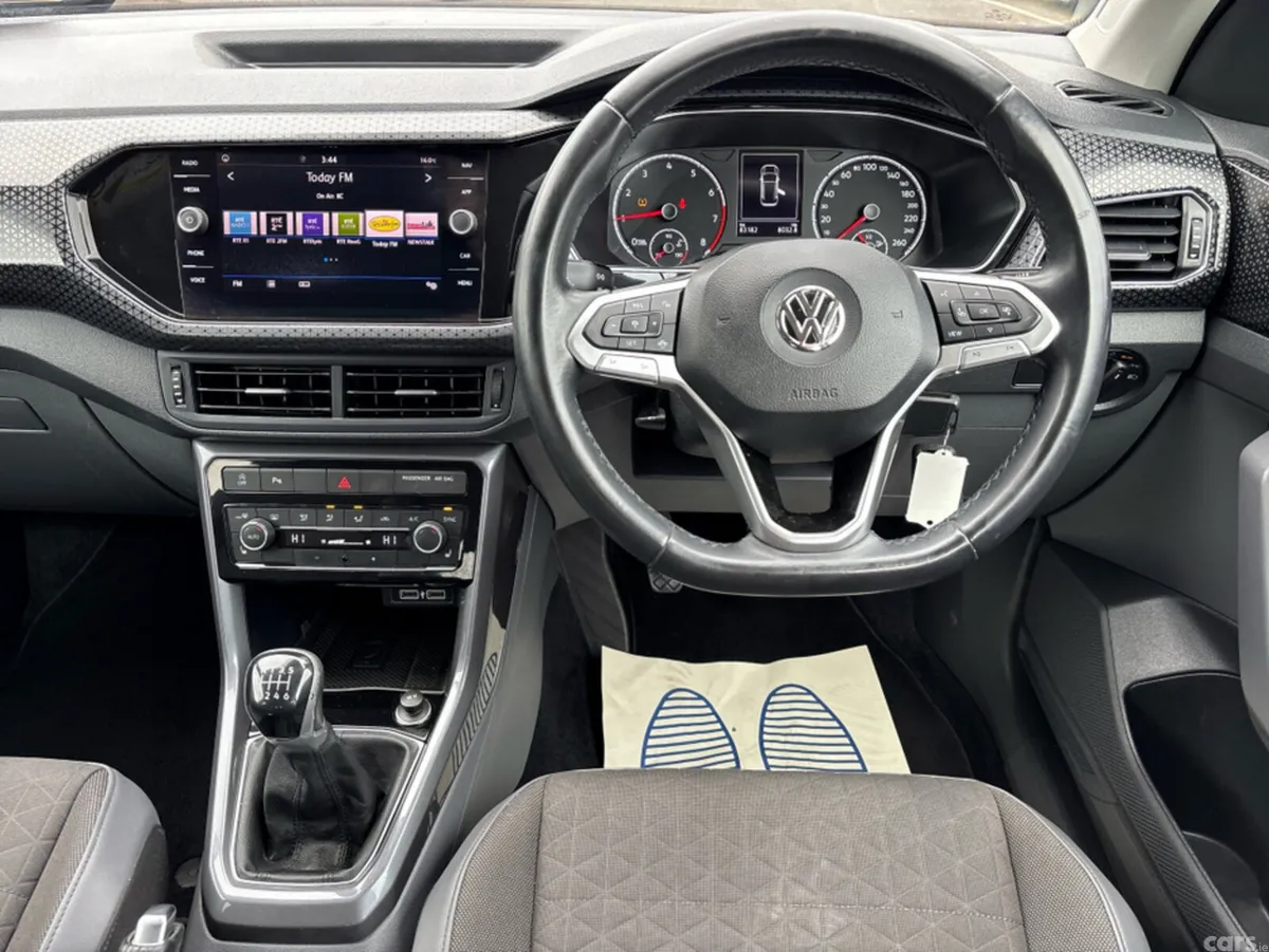 Volkswagen T-Cross Estate, Petrol, 2019, Grey