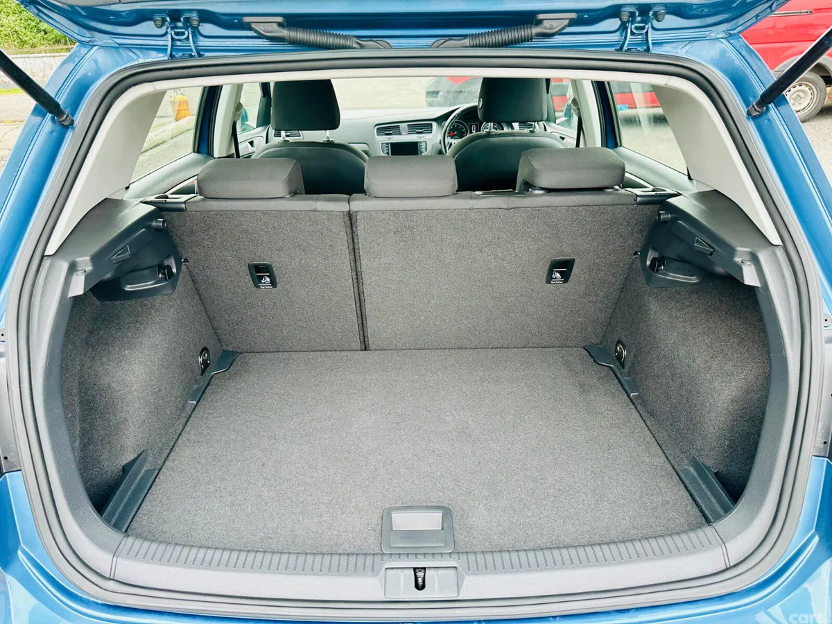 Volkswagen Golf Hatchback, Petrol, 2016, Blue