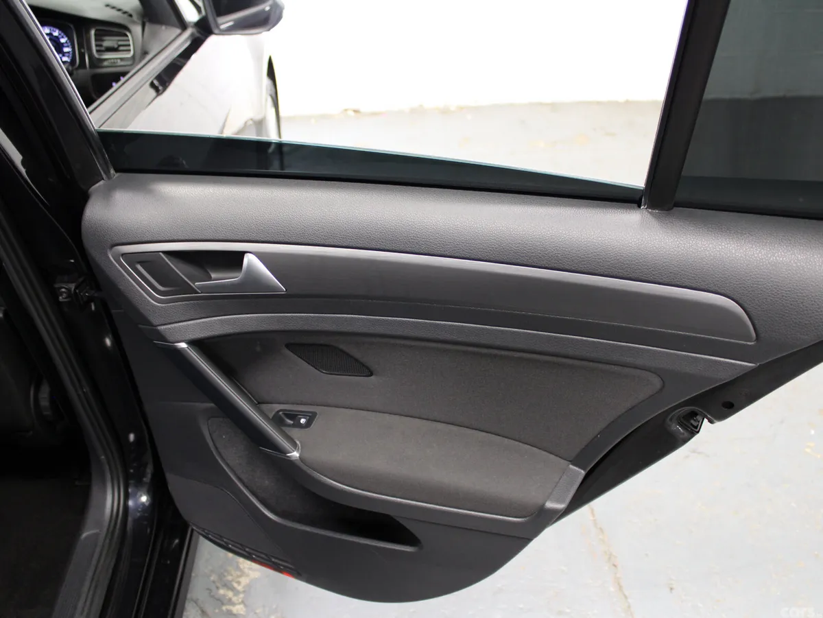 Volkswagen Golf Hatchback, Petrol, 2019, Black