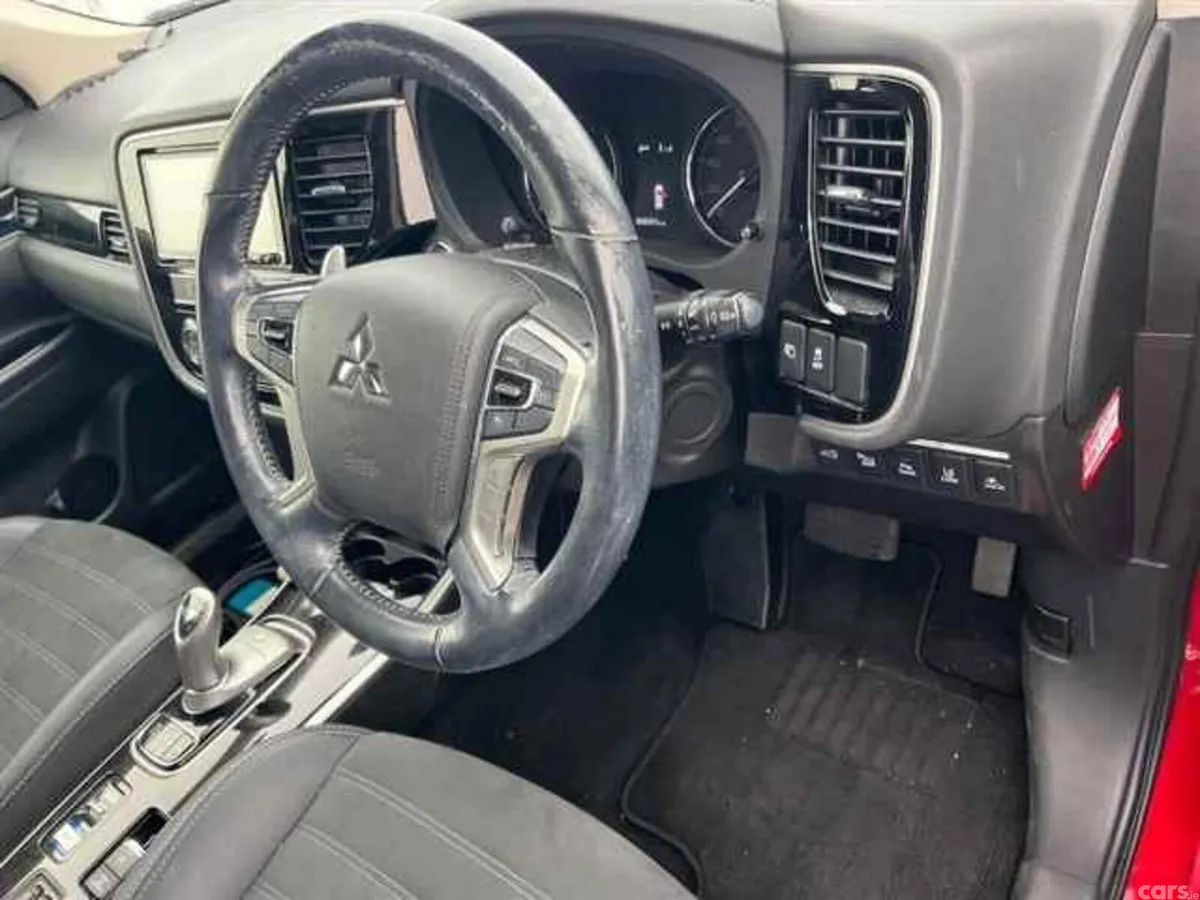 Honda Fit Hatchback, Petrol Hybrid, 2023, Silver