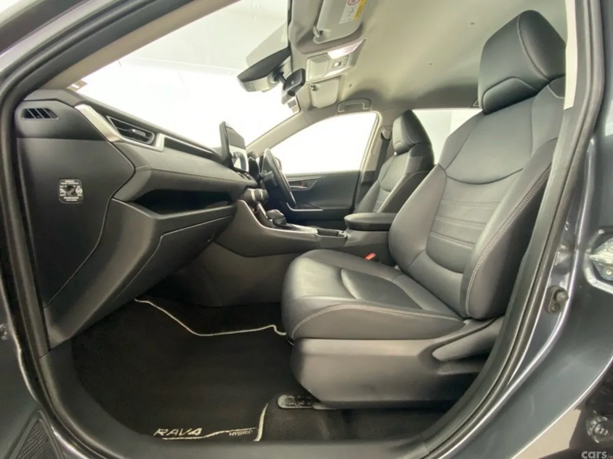 Toyota RAV4 SUV, Petrol Hybrid, 2024, Grey