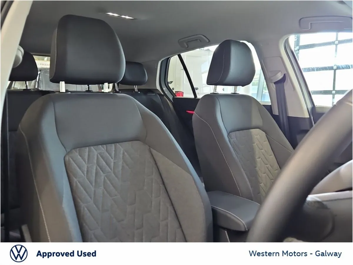 Volkswagen Golf Hatchback, Diesel, 2026, Blue