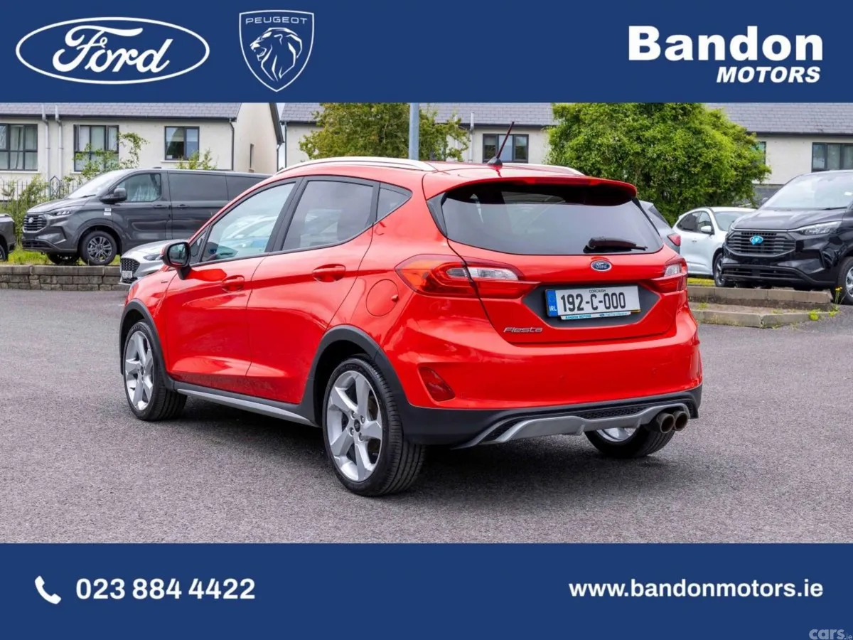 Ford Fiesta Hatchback, Petrol, 2019, Red