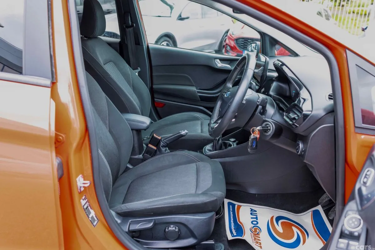 Ford Fiesta Hatchback, Petrol, 2019, Red