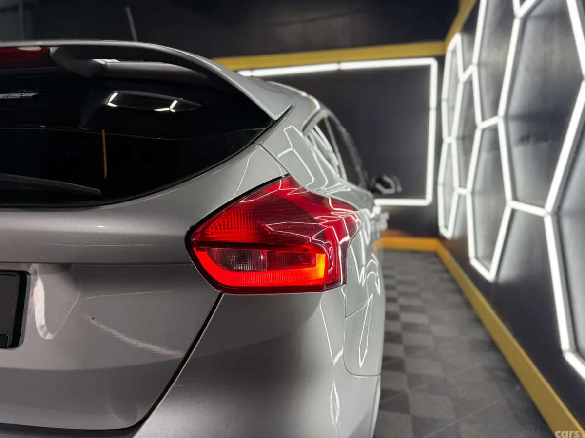 Ford Focus Hatchback, Diesel, 2017, Silver