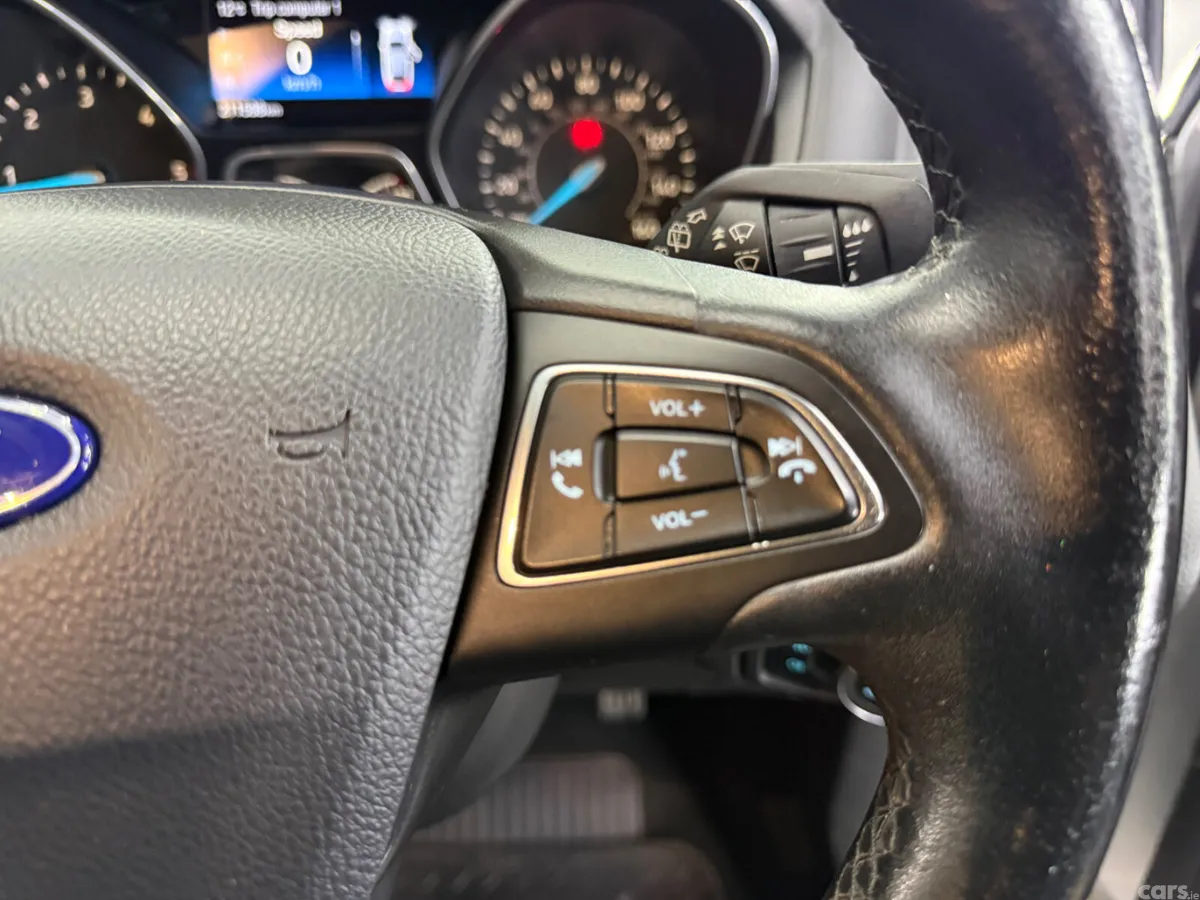 Ford Focus Hatchback, Diesel, 2017, Silver