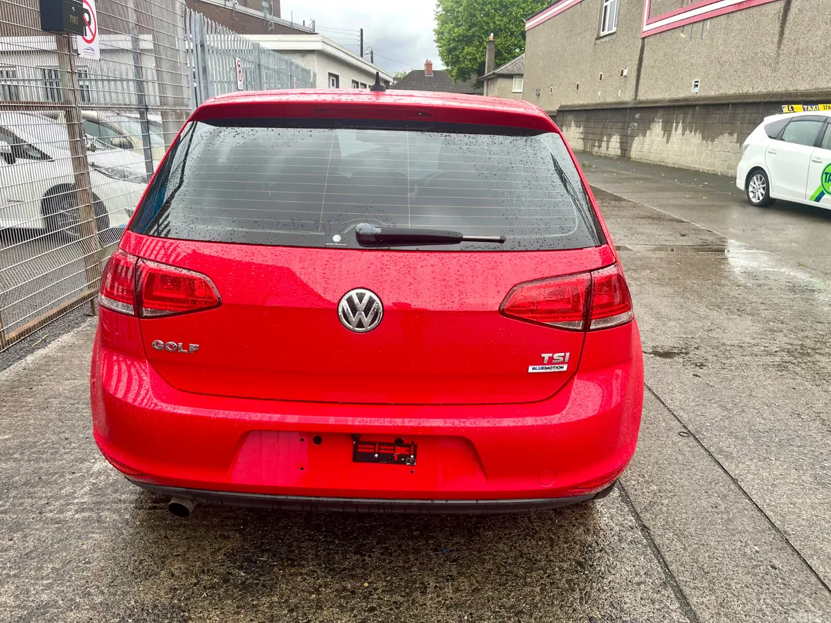 Volkswagen Golf Hatchback, Petrol, 2016, Red