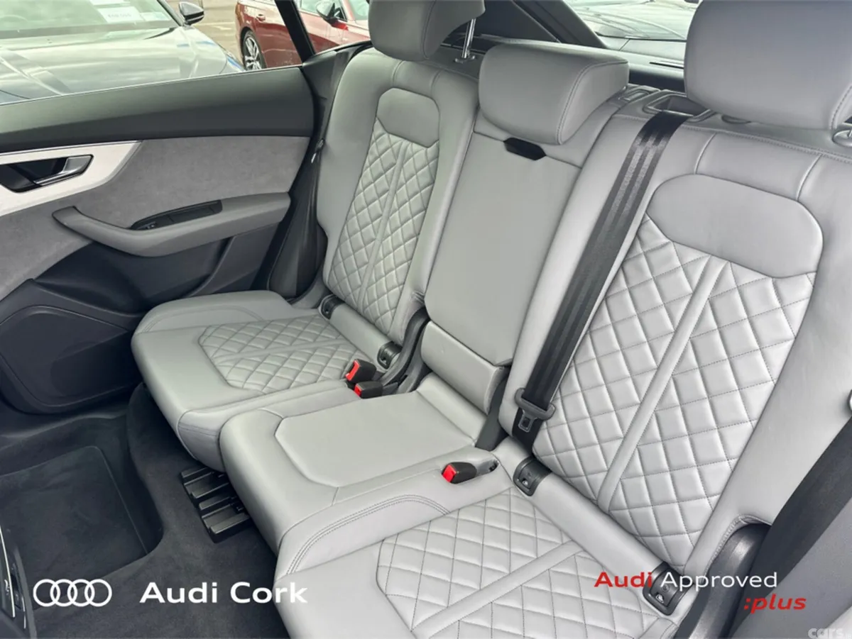 Audi Q8 SUV, Petrol Plug-in Hybrid, 2025, Black