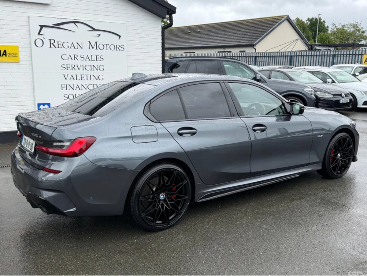 BMW 3-Series Saloon, Petrol Plug-in Hybrid, 2022, Grey