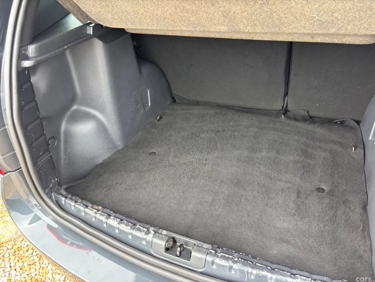 Dacia Duster MPV, Diesel, 2018, Grey