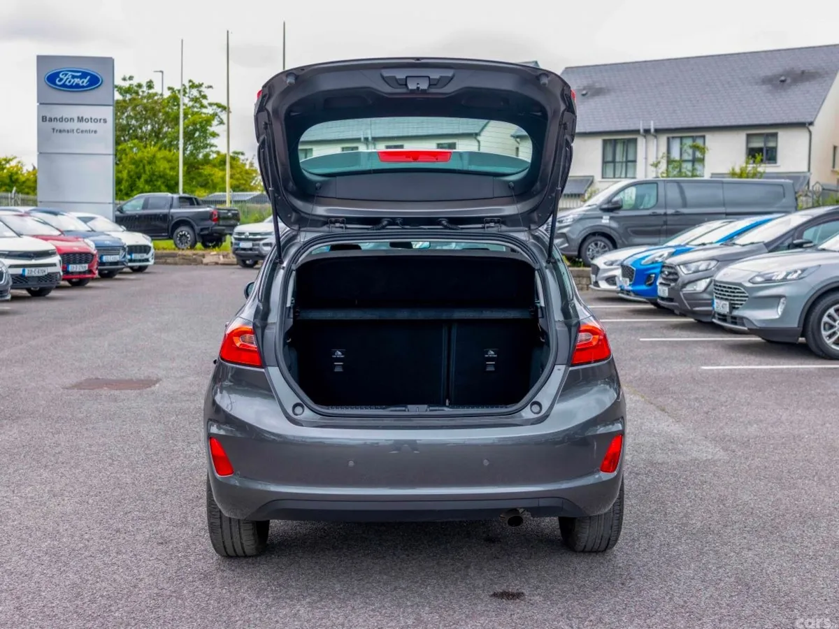 Ford Fiesta Hatchback, Petrol, 2023, Grey