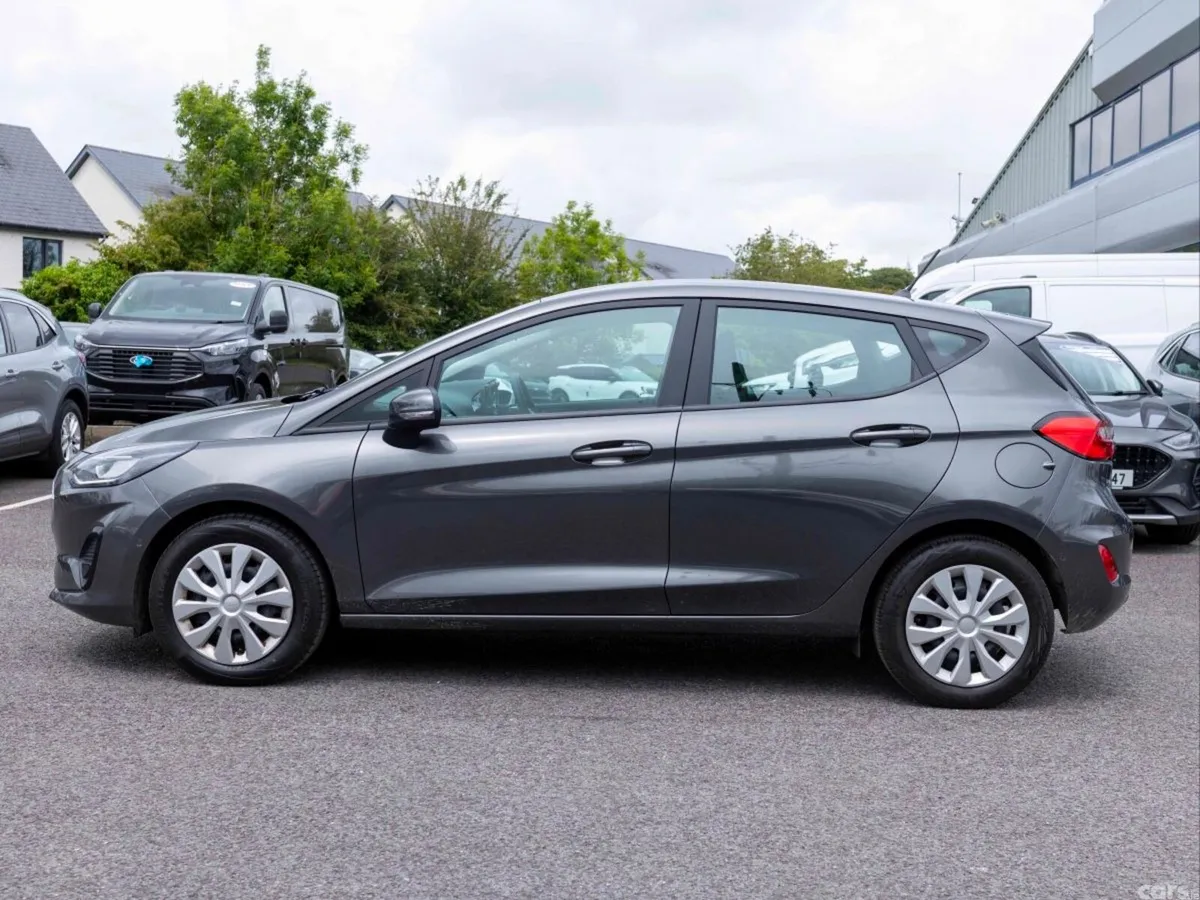 Ford Fiesta Hatchback, Petrol, 2023, Grey