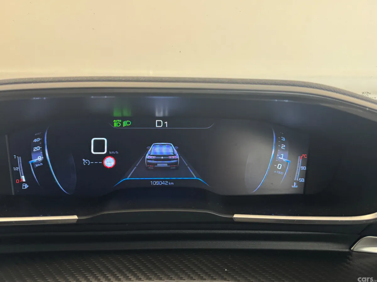 Peugeot 508 Hatchback, Diesel, 2020, Red