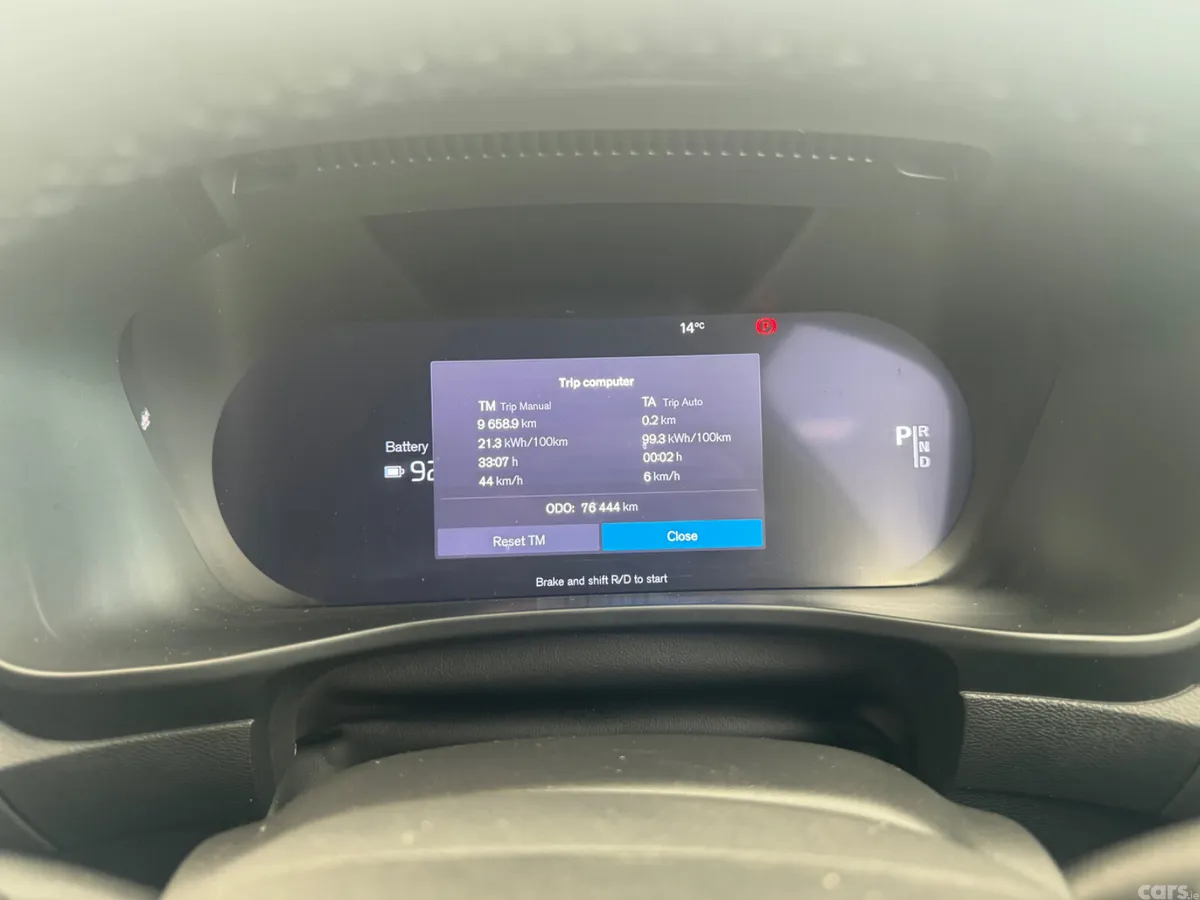 Volvo XC40 Estate/Jeep, Electric, 2023, Grey