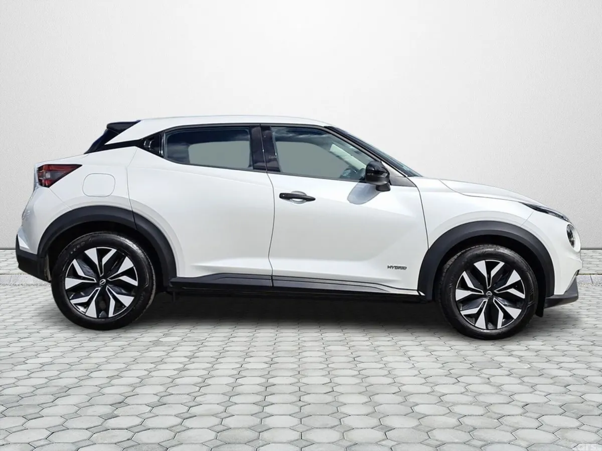 Nissan Juke SUV, Petrol Hybrid, 2026, White