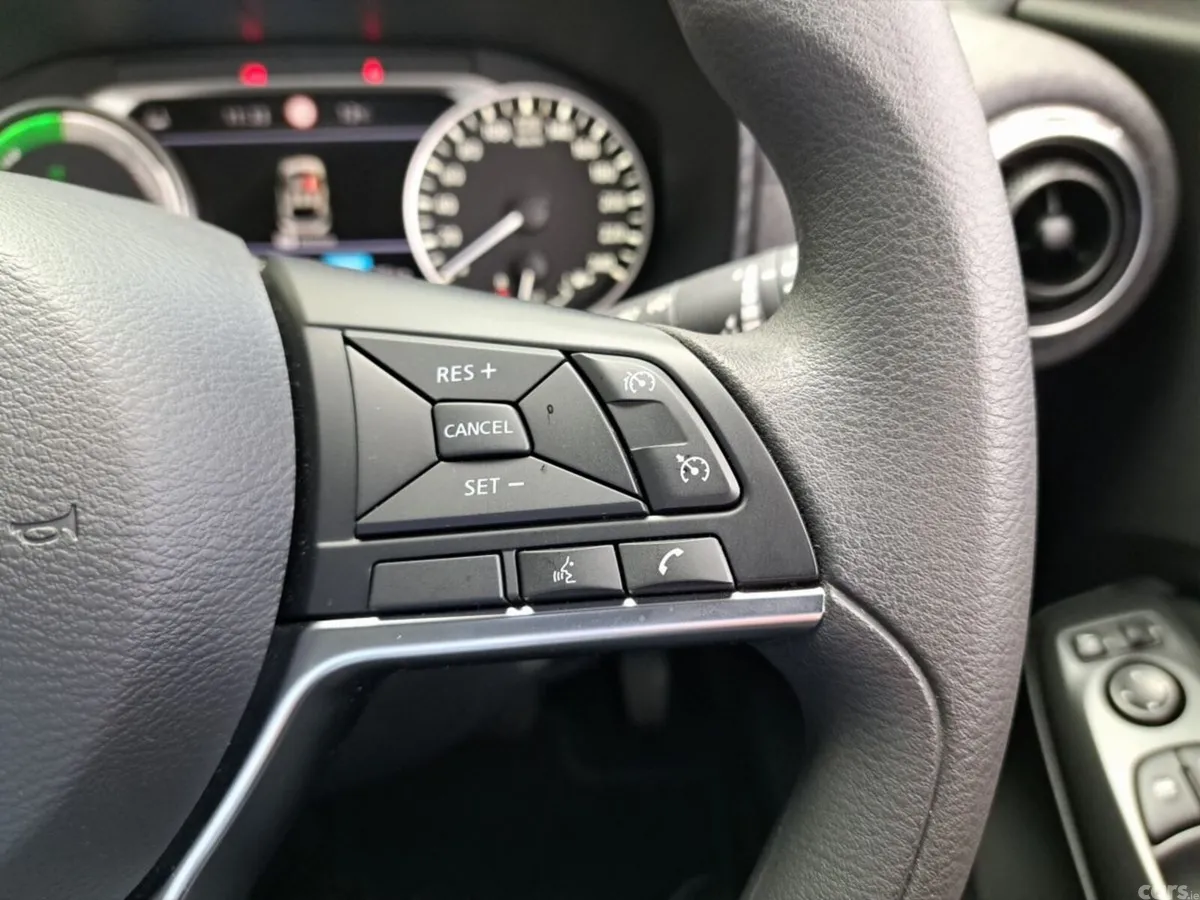 Nissan Juke SUV, Petrol Hybrid, 2026, White