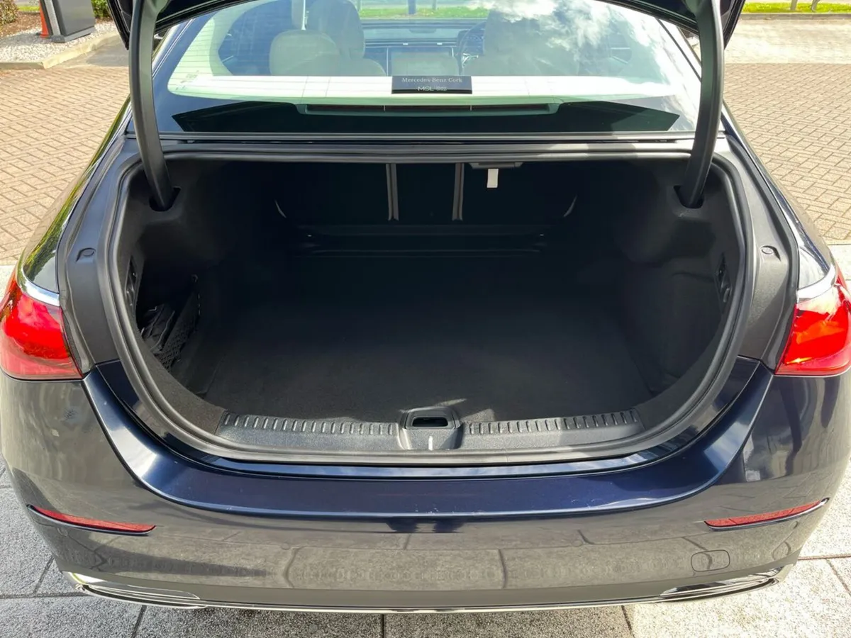 Mercedes-Benz E-Class Saloon, Diesel Hybrid, 2026, Blue