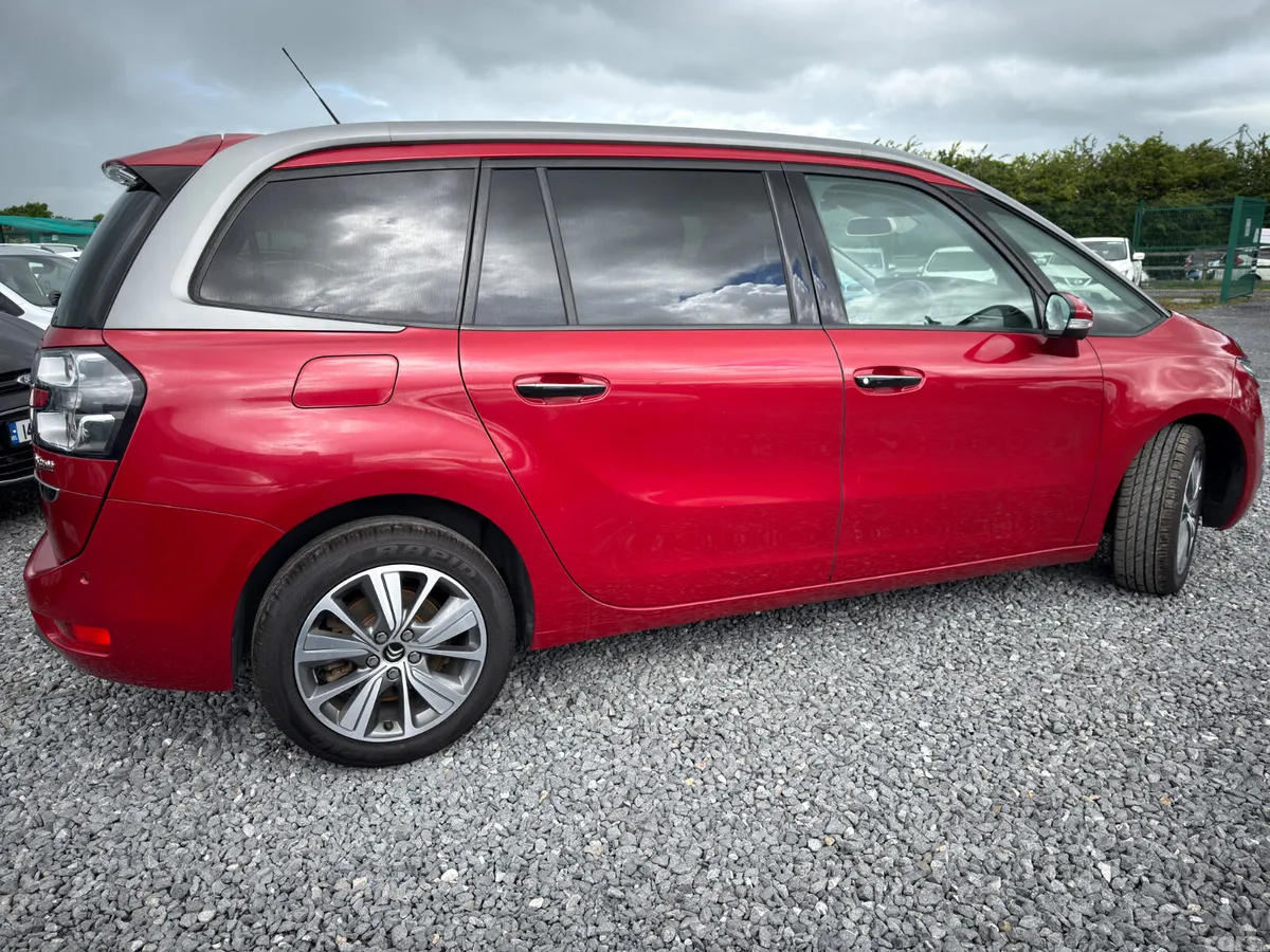Citroen Grand C4 Picasso MPV, Petrol, 2017, Red