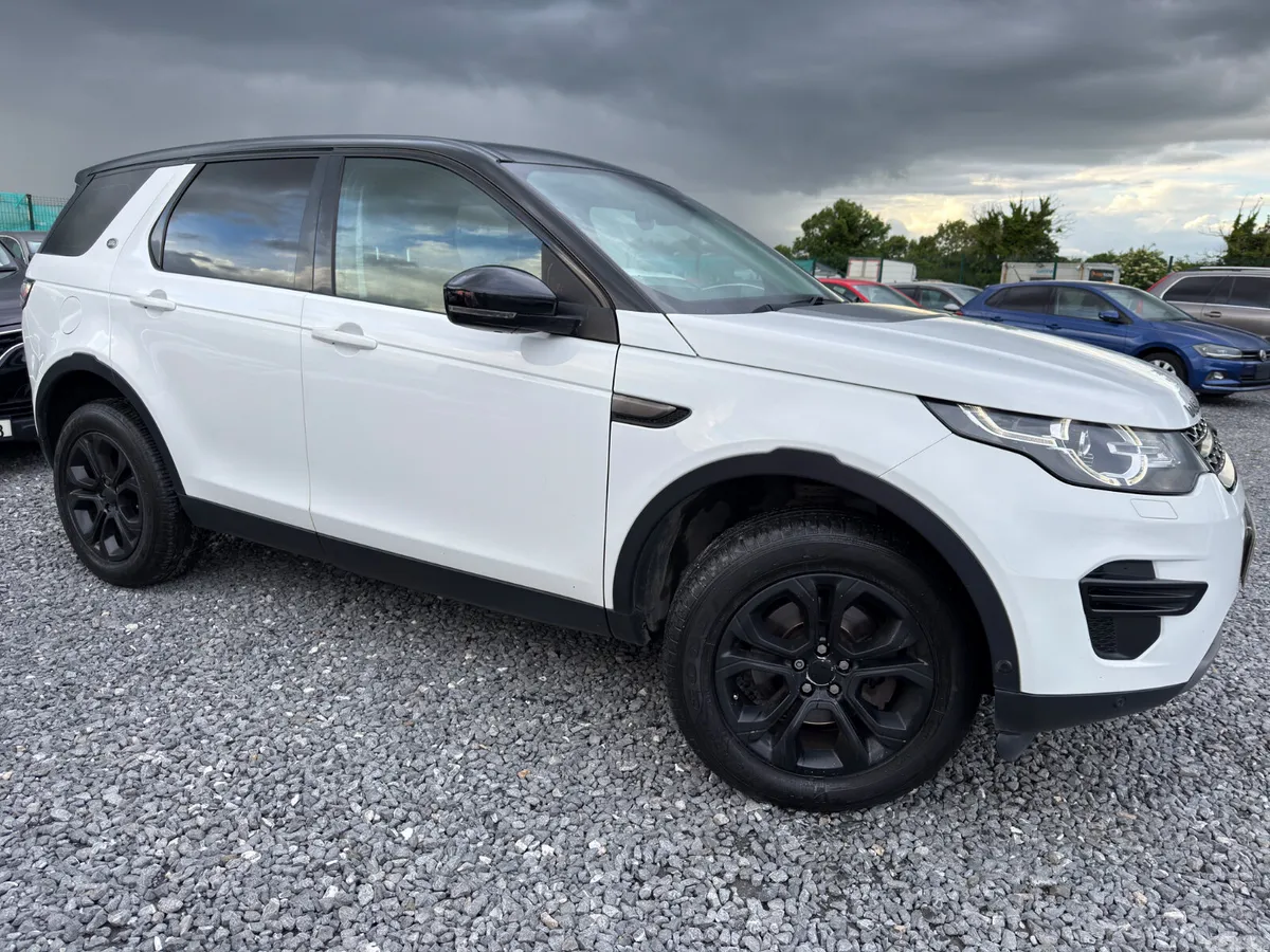 Land Rover Discovery Sport SUV, Diesel, 2015, White