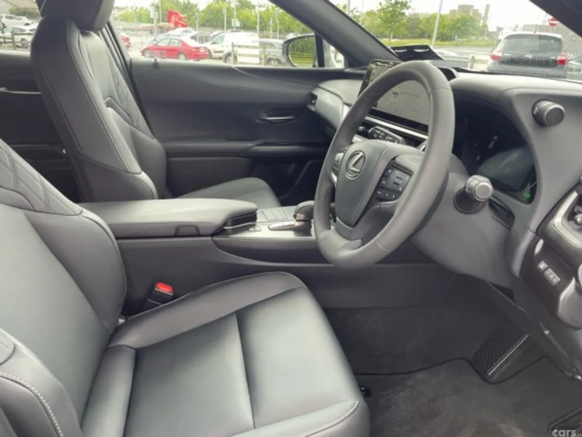 Lexus UX SUV, Petrol Hybrid, 2026, Green