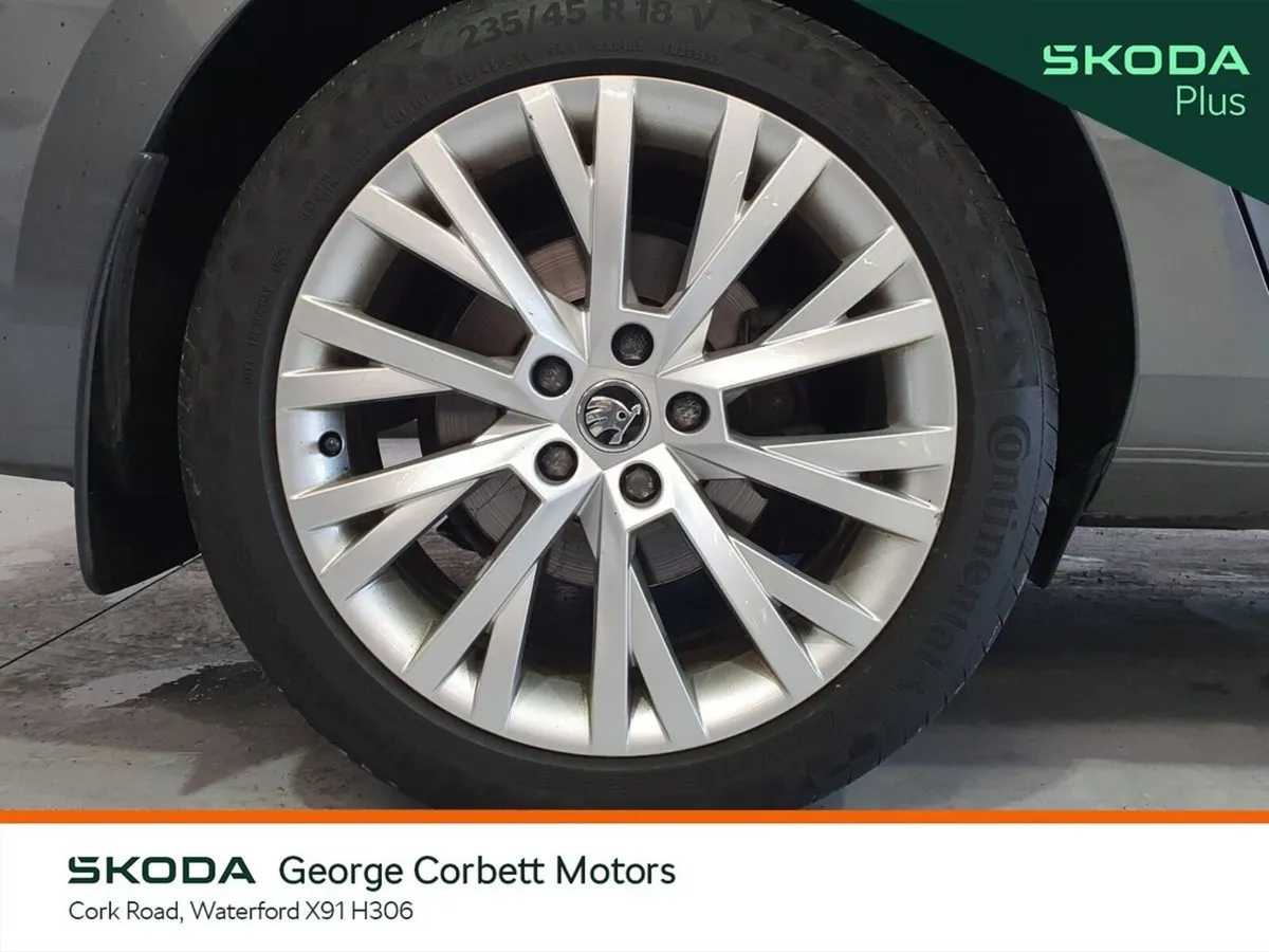 Skoda Superb Saloon, Diesel, 2023, Grey