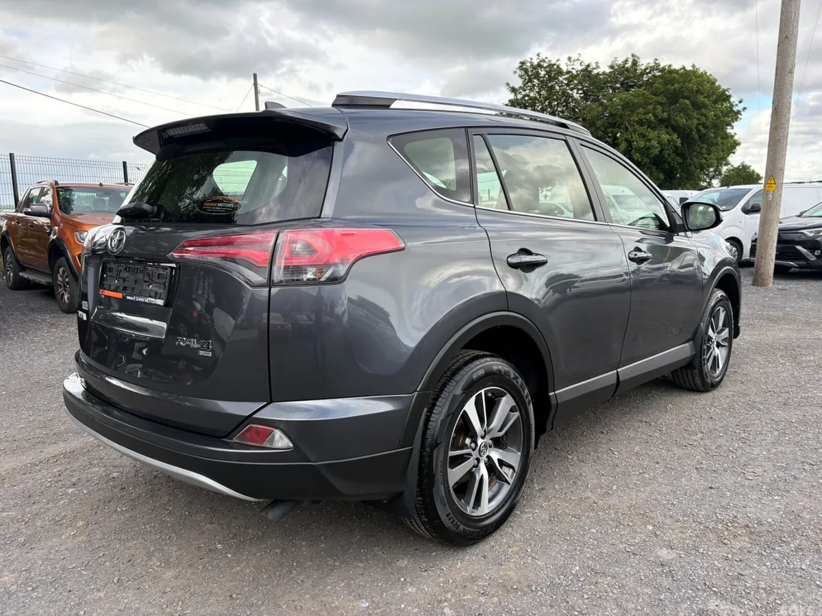 Toyota RAV4 SUV, Diesel, 2016, Grey