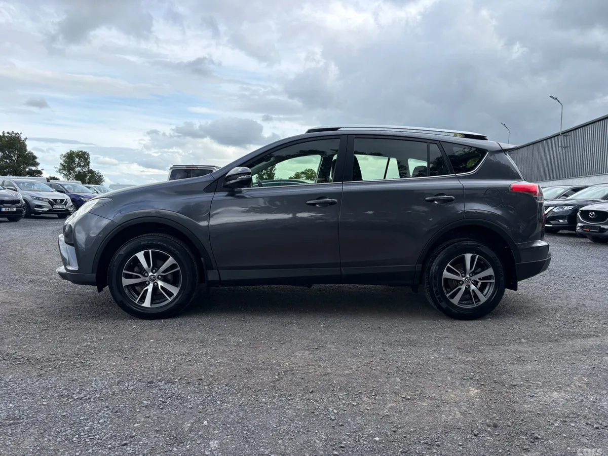 Toyota RAV4 SUV, Diesel, 2016, Grey