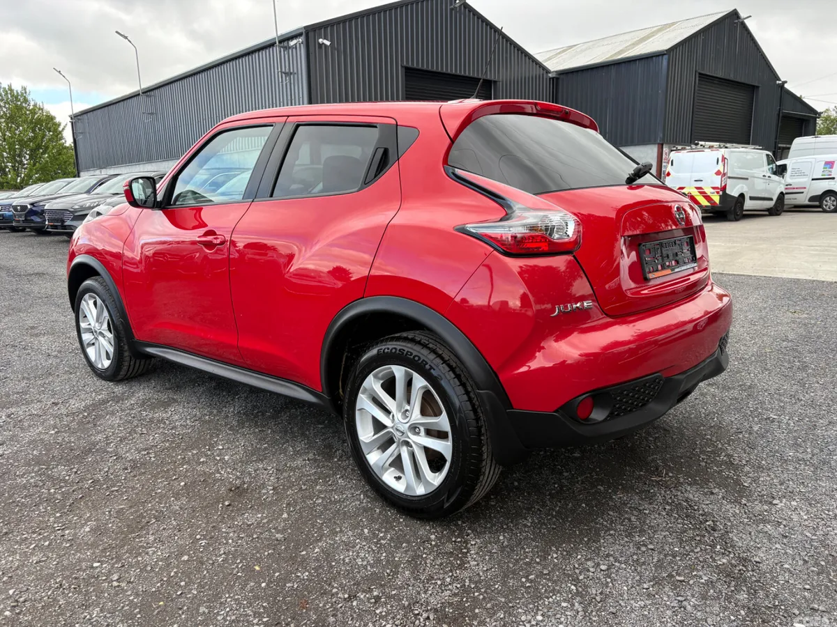 Nissan Juke SUV, Petrol, 2017, Red