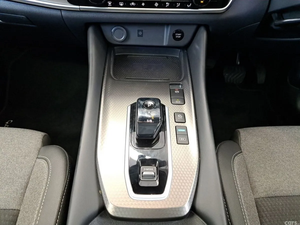 Nissan Qashqai SUV, Petrol Hybrid, 2026, Blue