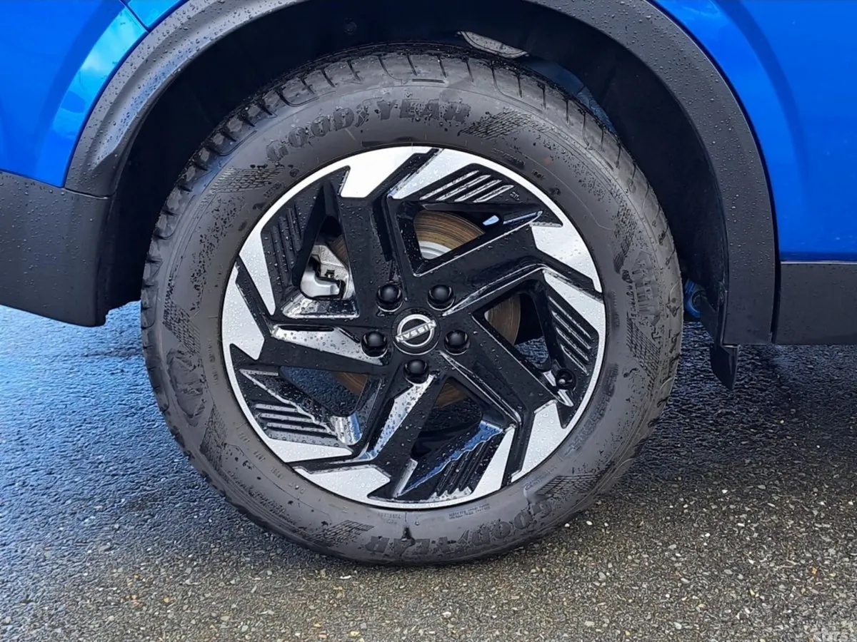 Nissan Qashqai SUV, Petrol Hybrid, 2026, Blue