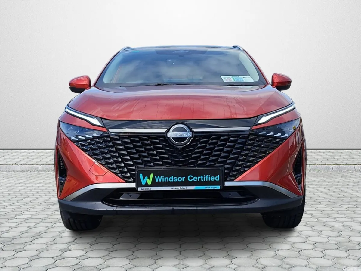 Nissan Qashqai SUV, Petrol Hybrid, 2026, Red
