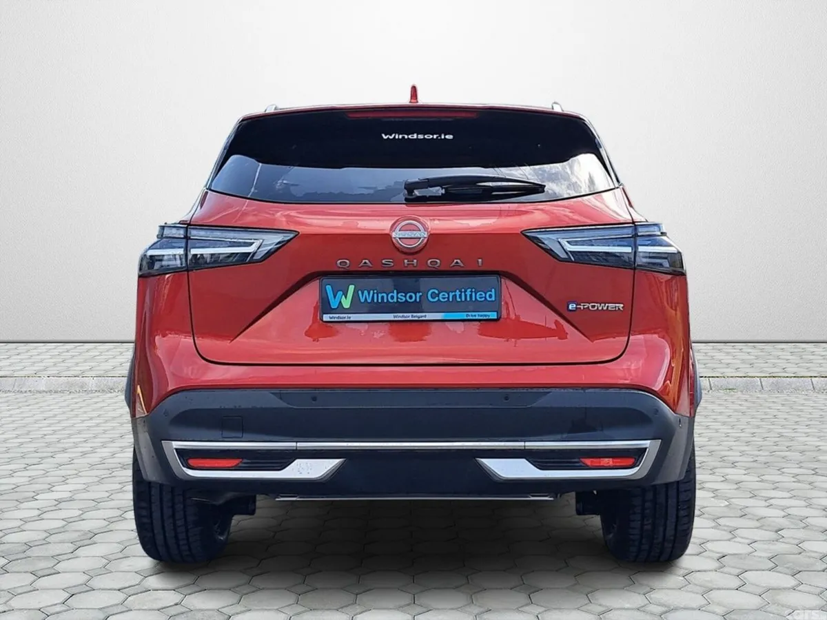 Nissan Qashqai SUV, Petrol Hybrid, 2026, Red