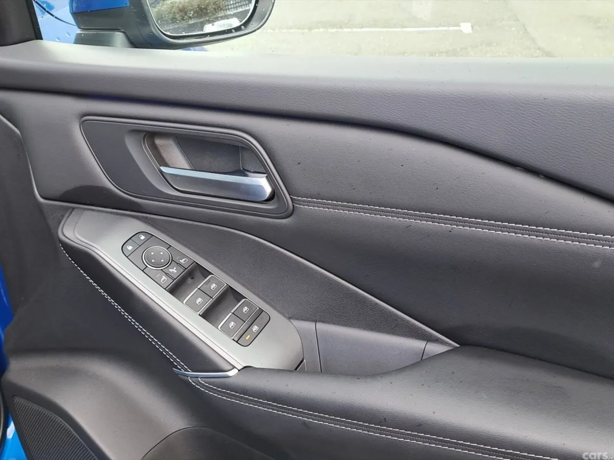Nissan Qashqai SUV, Petrol Hybrid, 2026, Blue