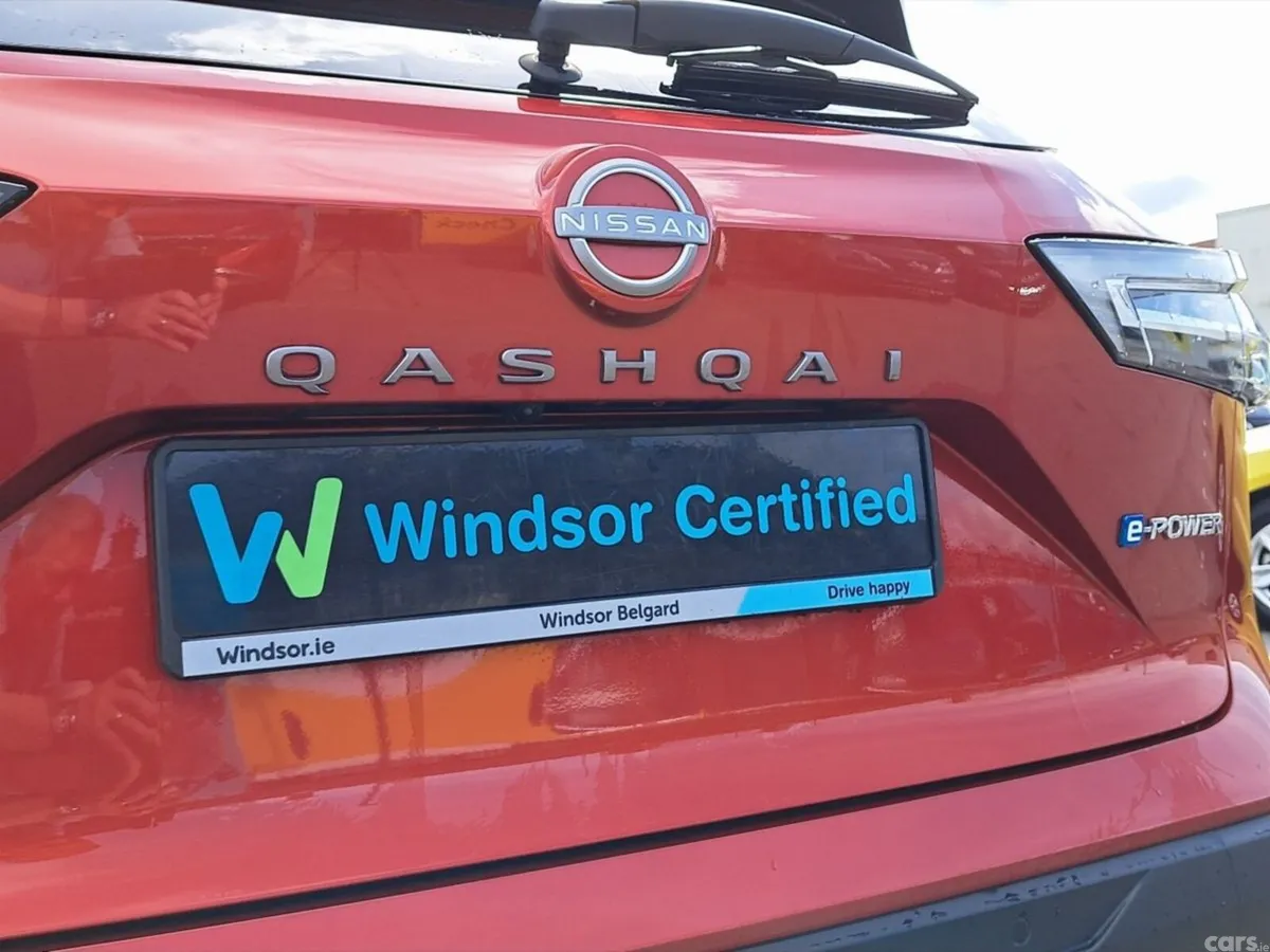 Nissan Qashqai SUV, Petrol Hybrid, 2026, Red