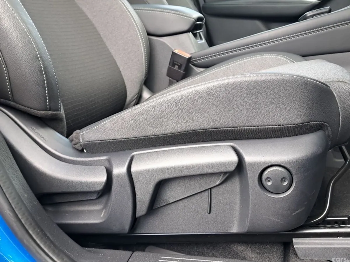 Nissan Qashqai SUV, Petrol Hybrid, 2026, Blue
