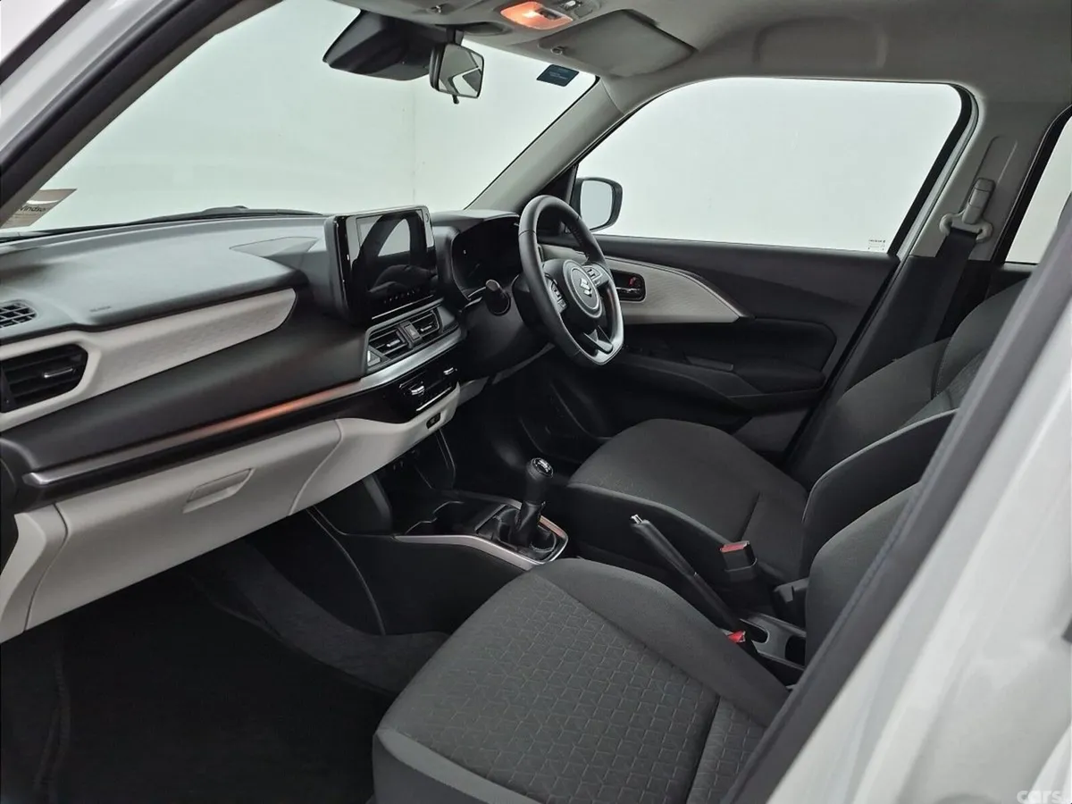 Suzuki Swift Hatchback, Petrol Hybrid, 2026, White