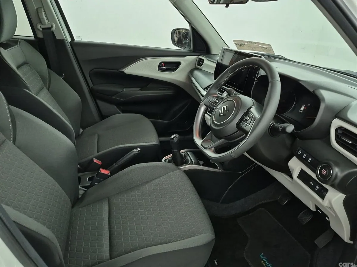Suzuki Swift Hatchback, Petrol Hybrid, 2026, White