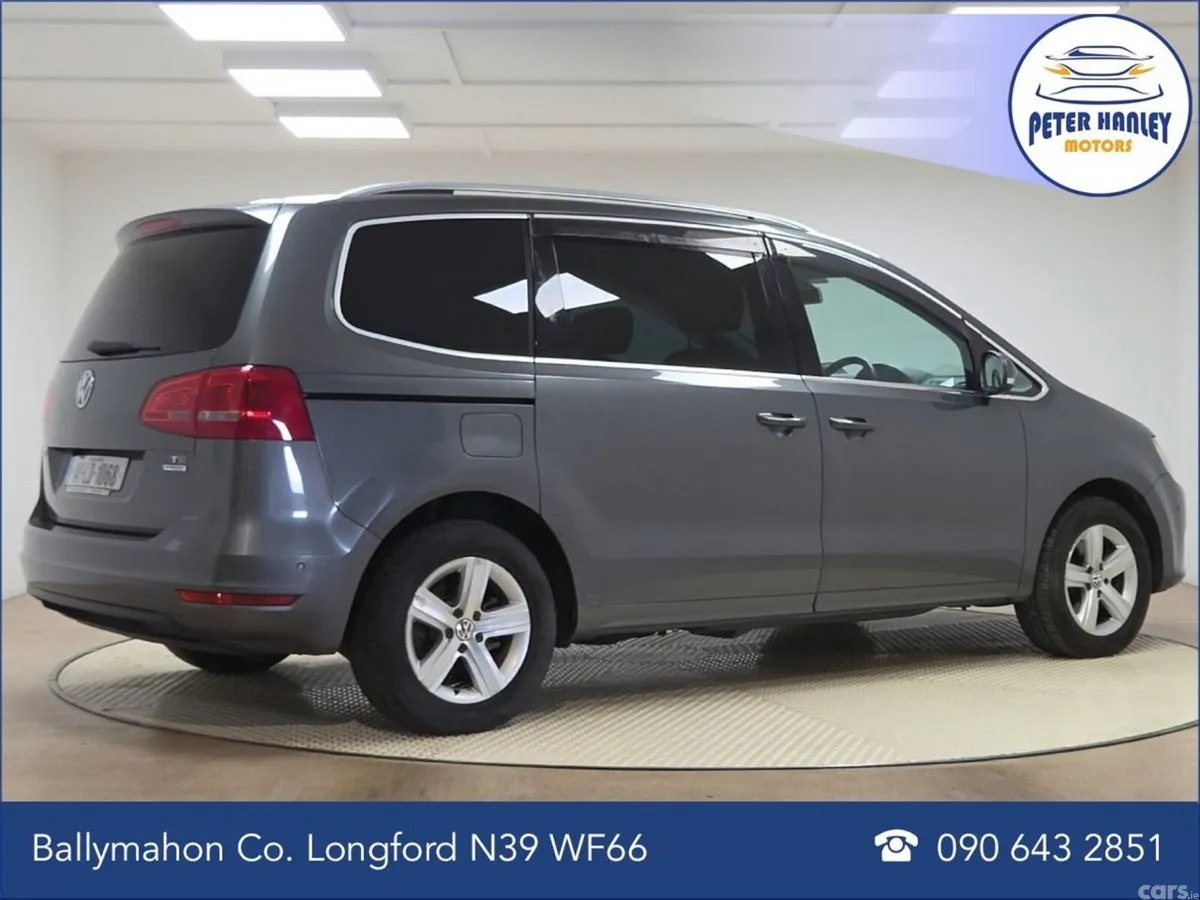 Volkswagen Sharan MPV, Petrol, 2014, Grey