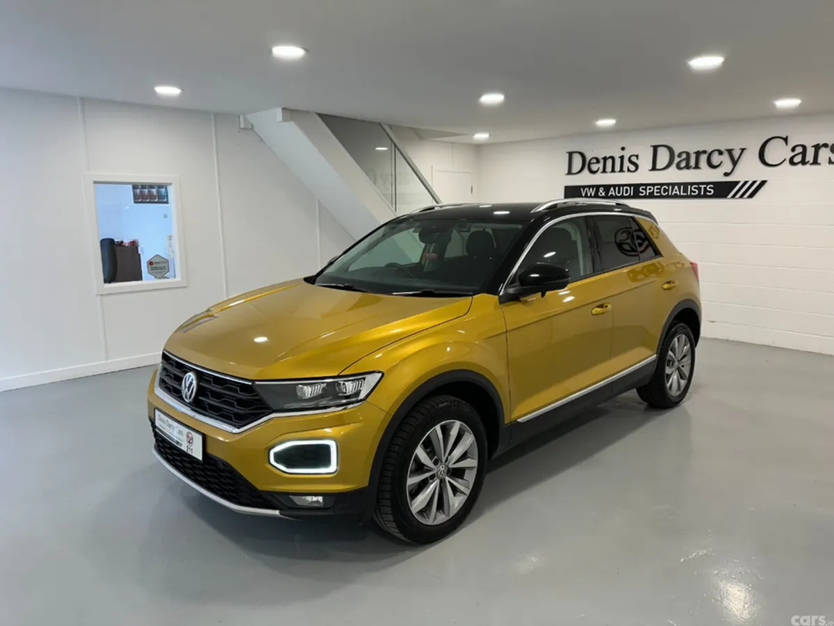 Volkswagen T-Roc SUV, Diesel, 2021, Gold
