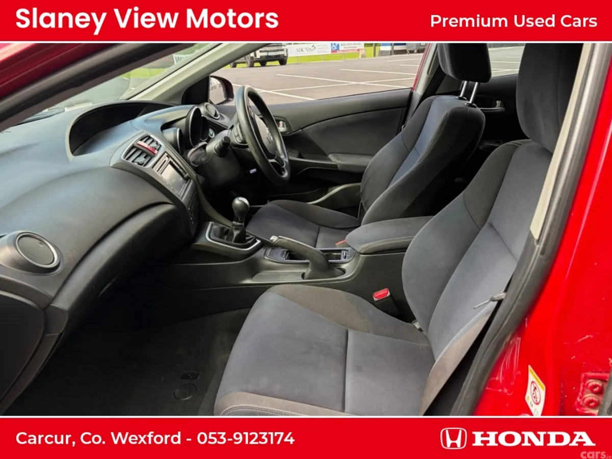 Honda Civic Hatchback, Diesel, 2014, Red