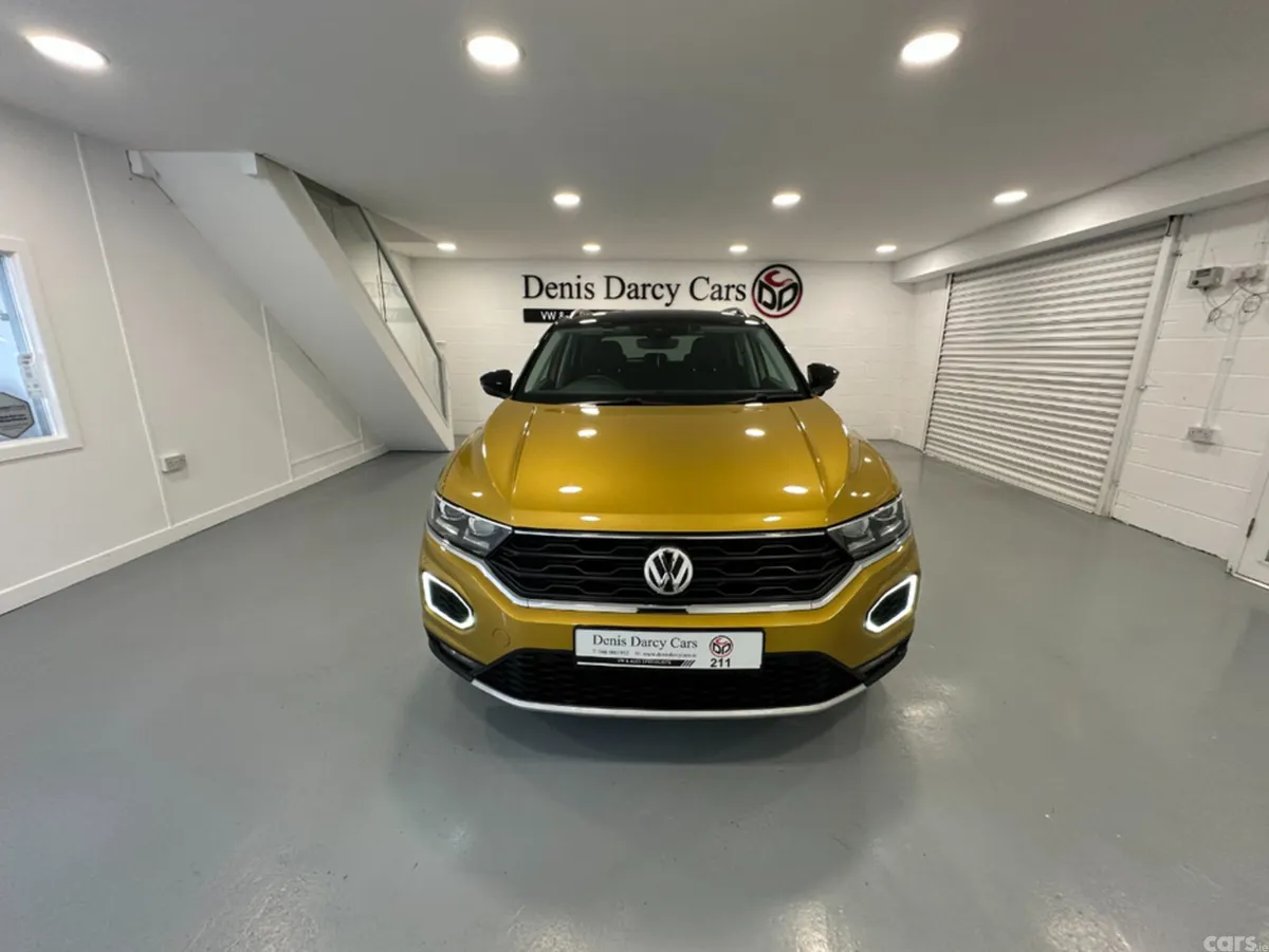 Volkswagen T-Roc SUV, Diesel, 2021, Gold