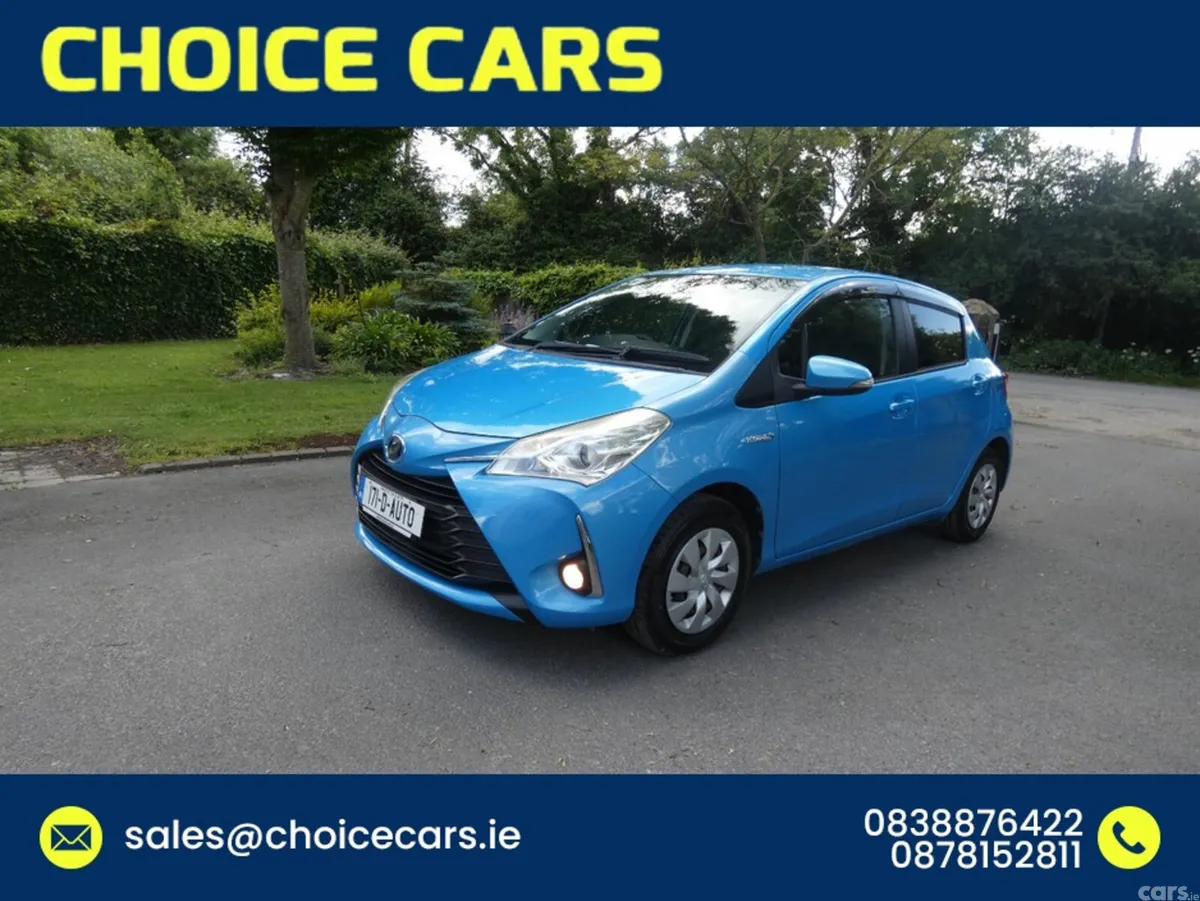 Toyota Yaris Hatchback, Petrol Hybrid, 2017, Blue