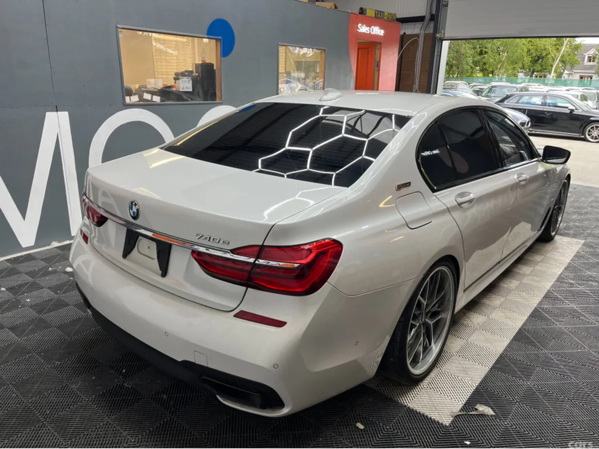 BMW 7-Series Saloon, Petrol Plug-in Hybrid, 2016, White