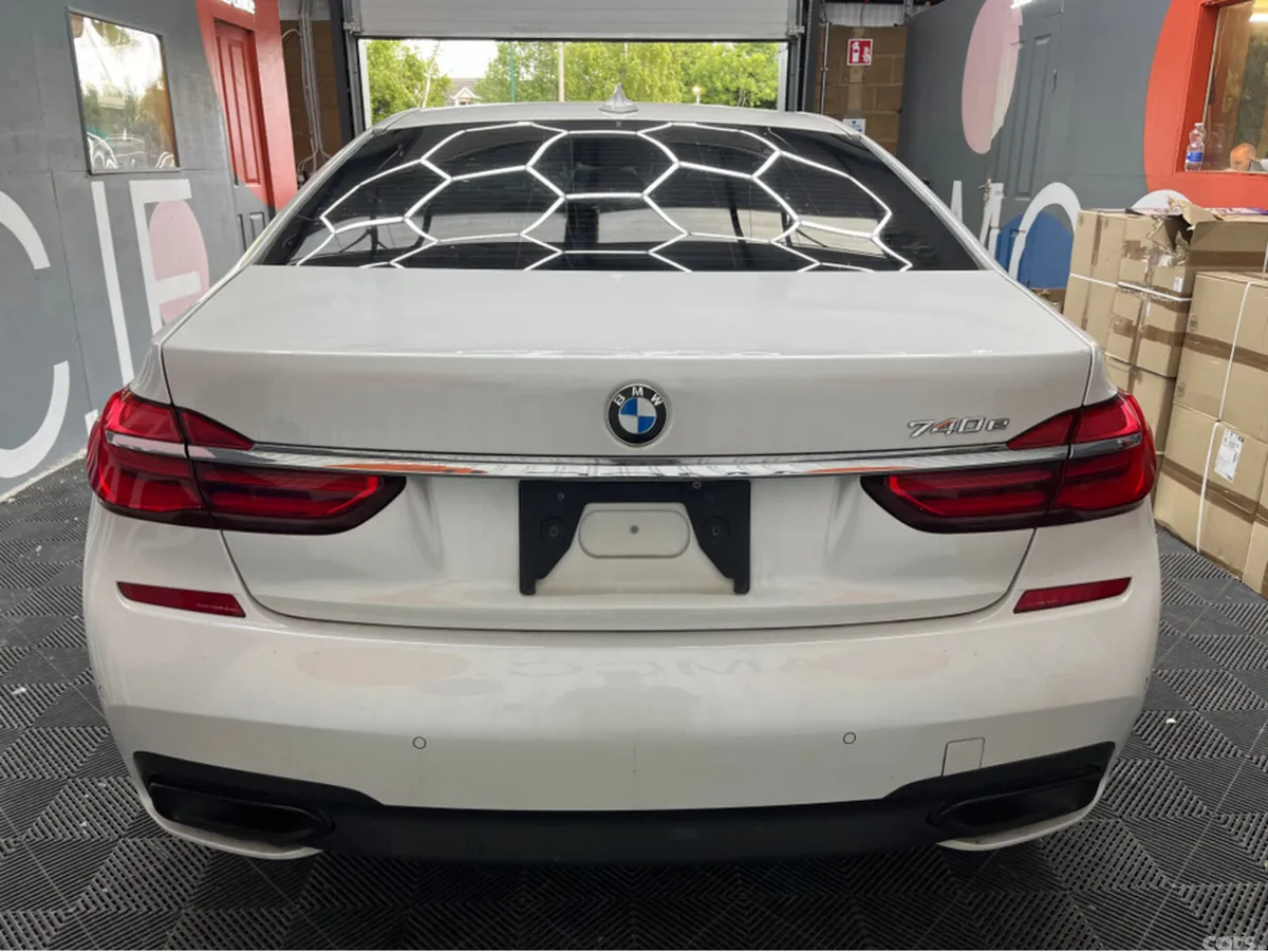 BMW 7-Series Saloon, Petrol Plug-in Hybrid, 2016, White