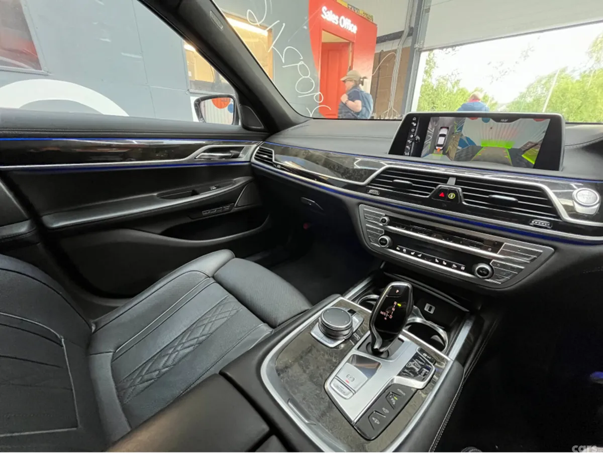 BMW 7-Series Saloon, Petrol Plug-in Hybrid, 2016, White