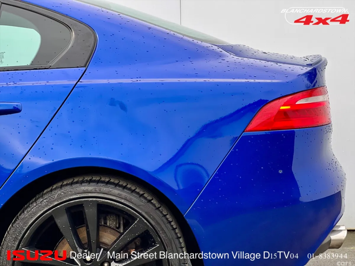 Jaguar XE Saloon, Diesel, 2017, Blue