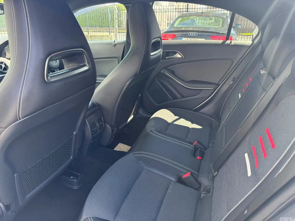 Mercedes-Benz A-Class Hatchback, Petrol, 2017, White