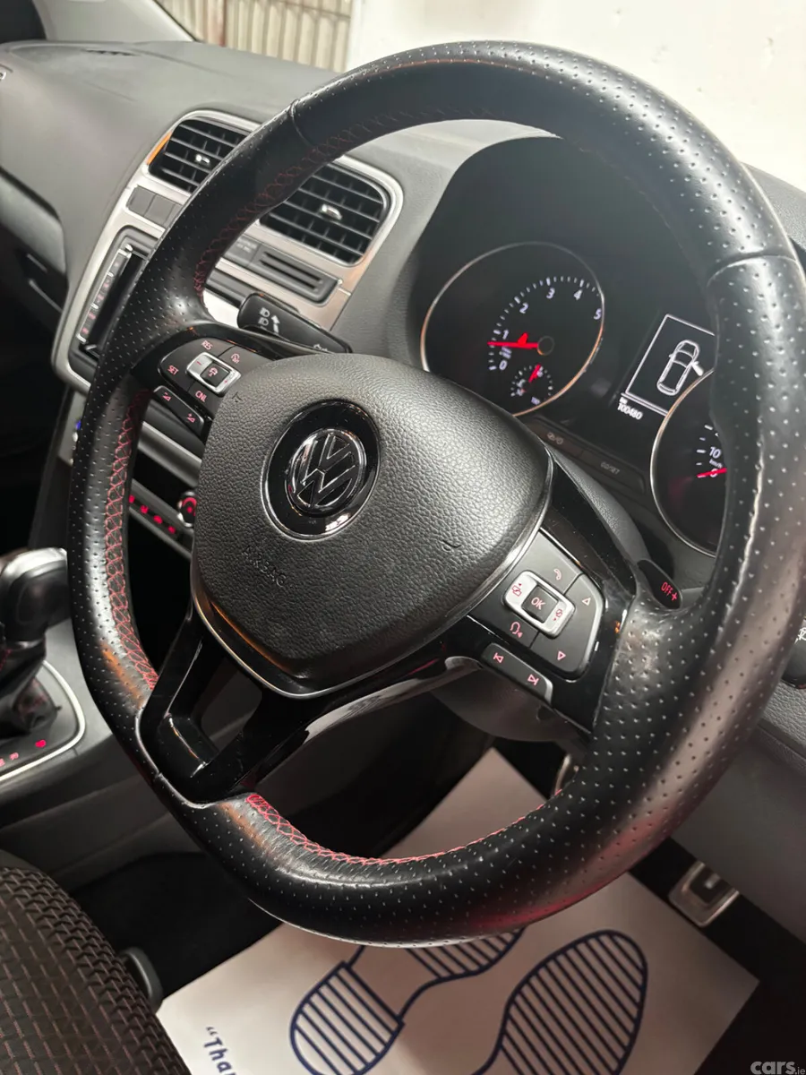 Volkswagen Polo Hatchback, Petrol, 2015, Red