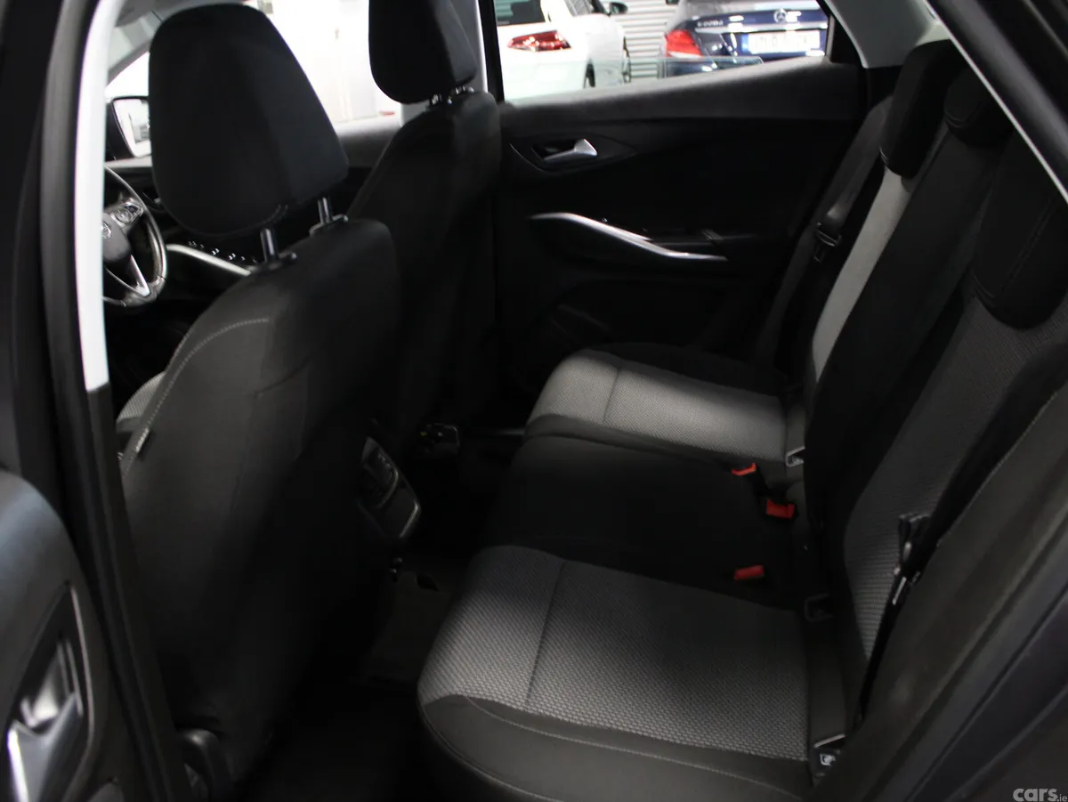 Opel Grandland X SUV, Petrol, 2021, Grey